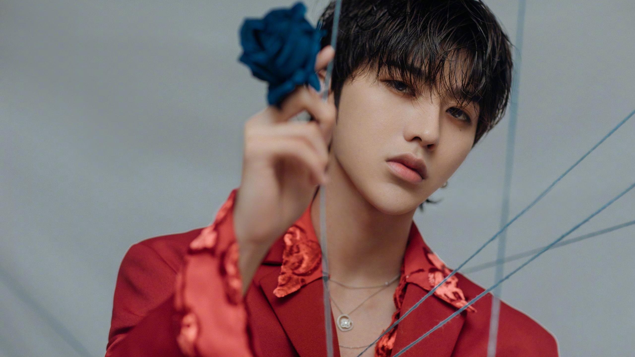 开云ky官网-战队选手训练分工明确操作细节追求极致，战队玩法