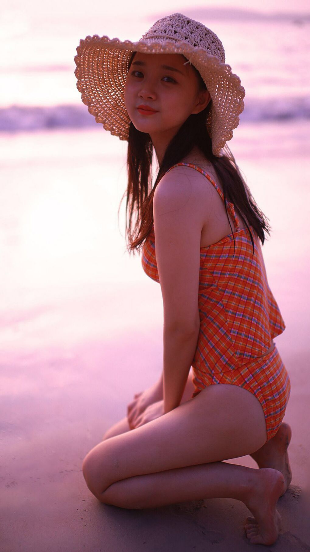 开云体育在线官网-凯瑟琳·伯科夫冲刺阶段技压群雄，凯瑟琳keener